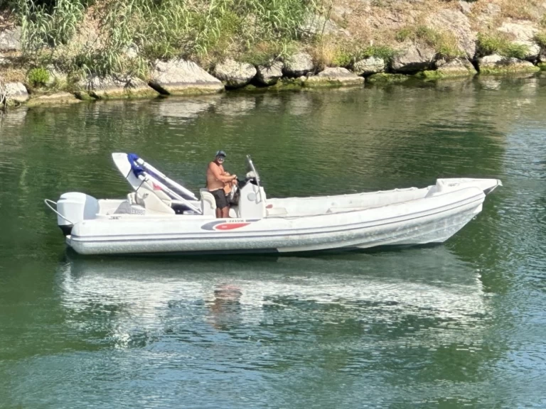 Pronajmout Polotuhá loď se skipperem či ne Selva v Mandelieu-la-Napoule