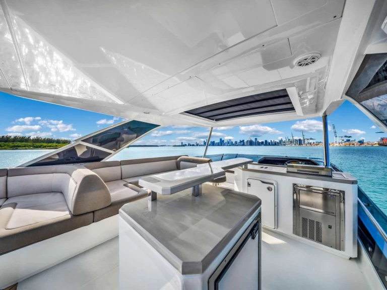 Pronájem lodi Galeon Optimus Prime v Delray Beach na Samboatu