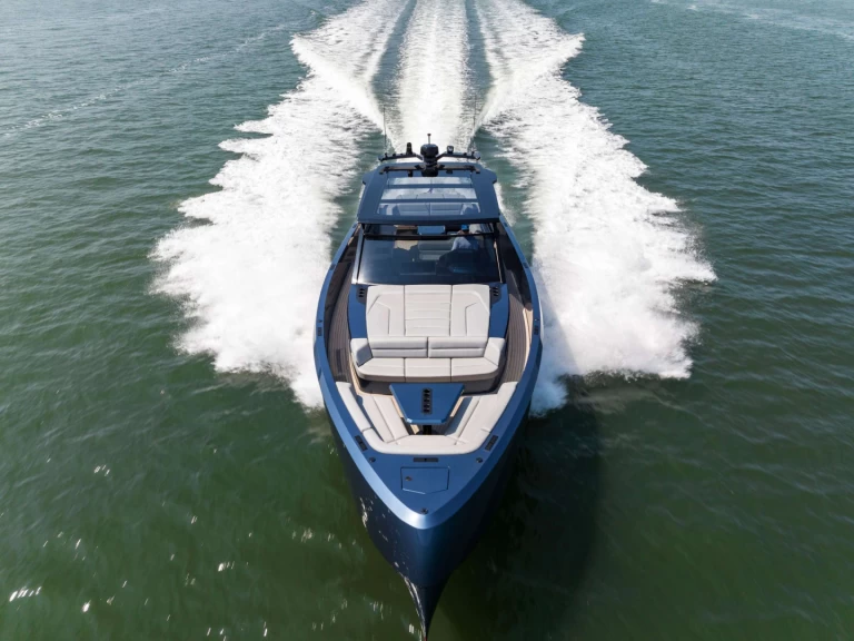 Vanquish ETSEA jednotlivci a charterové společnosti v Sag Harbor