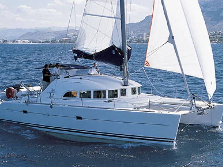 Pronájem lodi Lagoon Lagoon 380 v Propriano na Samboatu