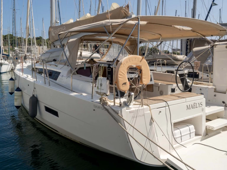 Pronajmout Plachetnice se skipperem či ne Dufour v Saint-Mandrier-sur-Mer