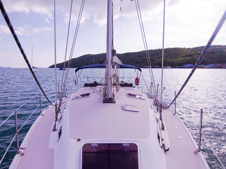 Pronajmout si Catalina Yachts catalina 375 v Mai Khao