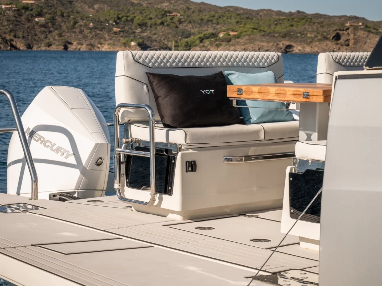 Pronájem lodi YOT YOT 36 v Bonifacio Port na Samboatu