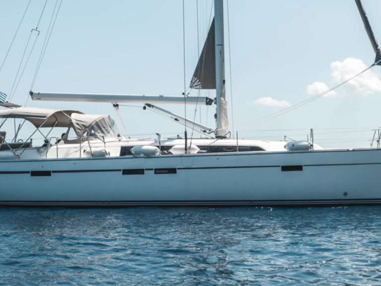 Pronajmout si Bavaria Cruiser 46 v Alimos