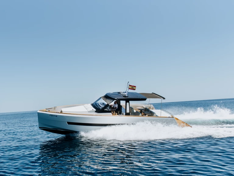 Pronájem lodi Ibiza Town lákavé ceny Fjord 44 Open