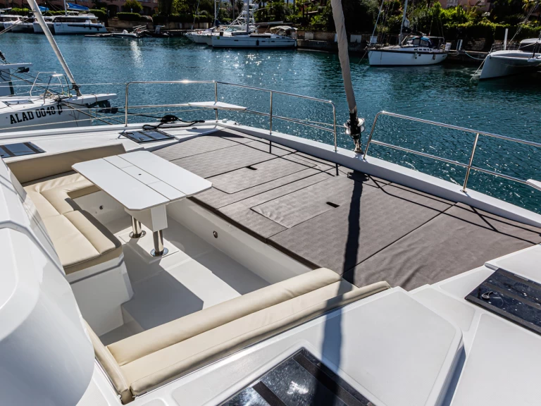 Pronajmout si Bali Bali 4.6 v Furnari