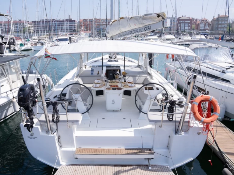 Bénéteau Oceanis 51.1 jednotlivci a charterové společnosti v Getxo