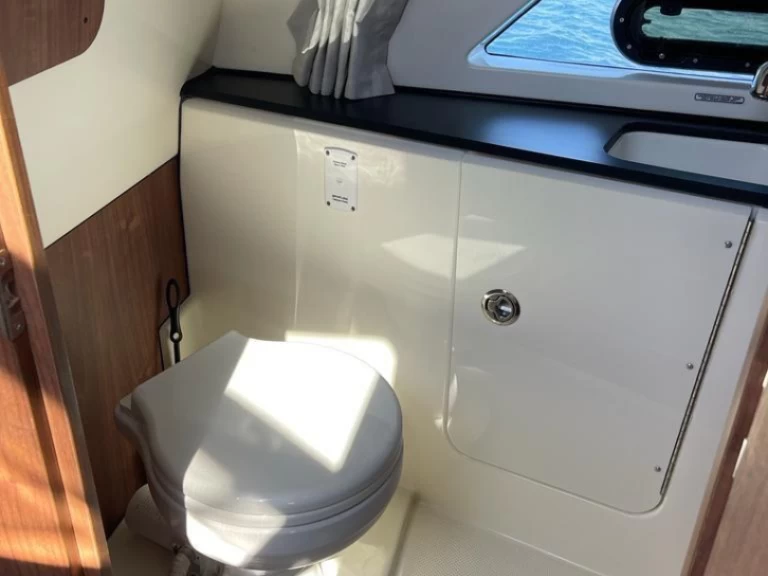 Motorová loď k pronájmu v Ibiza Town za nejlepší cenu