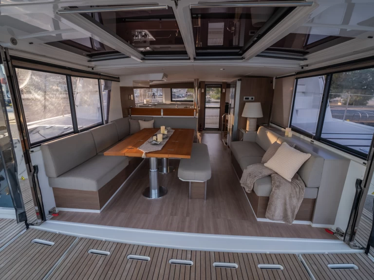 Pronájem Katamarán v Paros (ostrov) -Bali Bali 4.6 (owner's version)