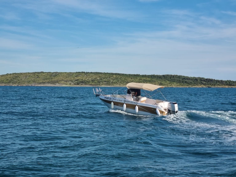 Pronájem lodi Bluline Bluline 21 Ft Open v Nin na Samboatu