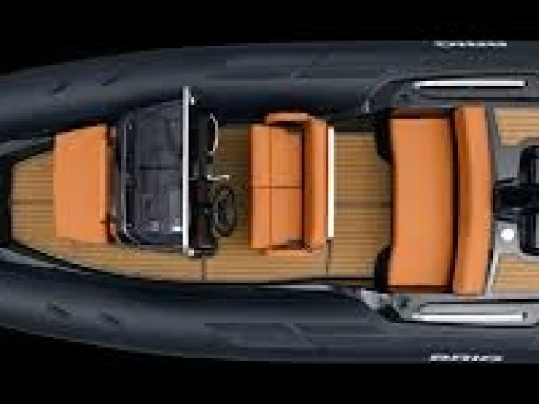 Pronajmout si Brig Eagle 6.7 v Trébeurden