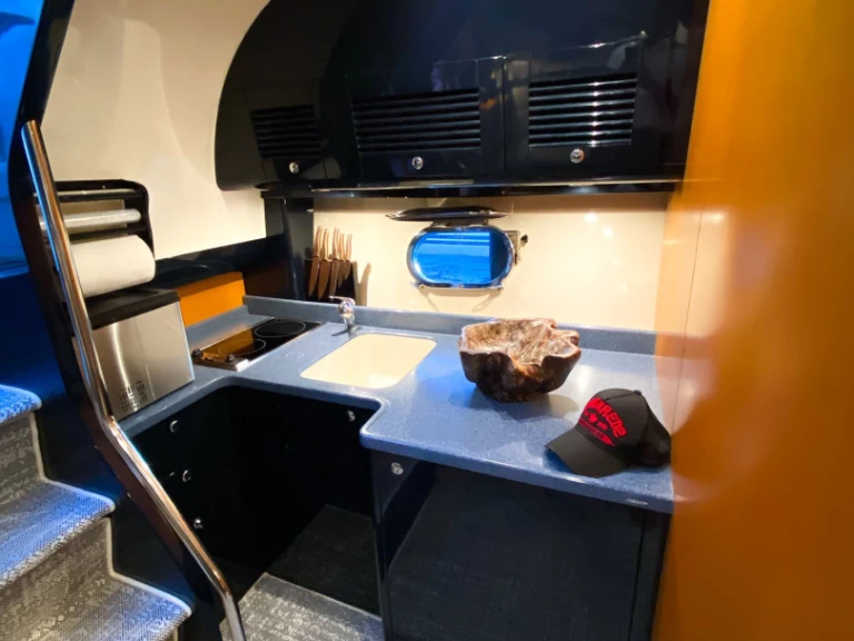 Pronajmout Motorová loď se skipperem či ne Cantieri Di Pisa v Sant Antoni de Portmany