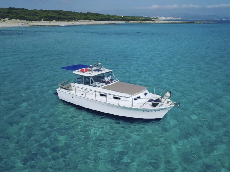 Chris Craft Commander 31 jednotlivci a charterové společnosti v Can Picafort