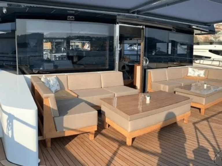 Pronájem Katamarán v Torba -Custom Made Luxury Catamaran