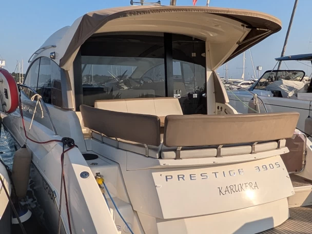 Pronájem Motorová loď v Juan-les-Pins -Prestige Prestige 390 S