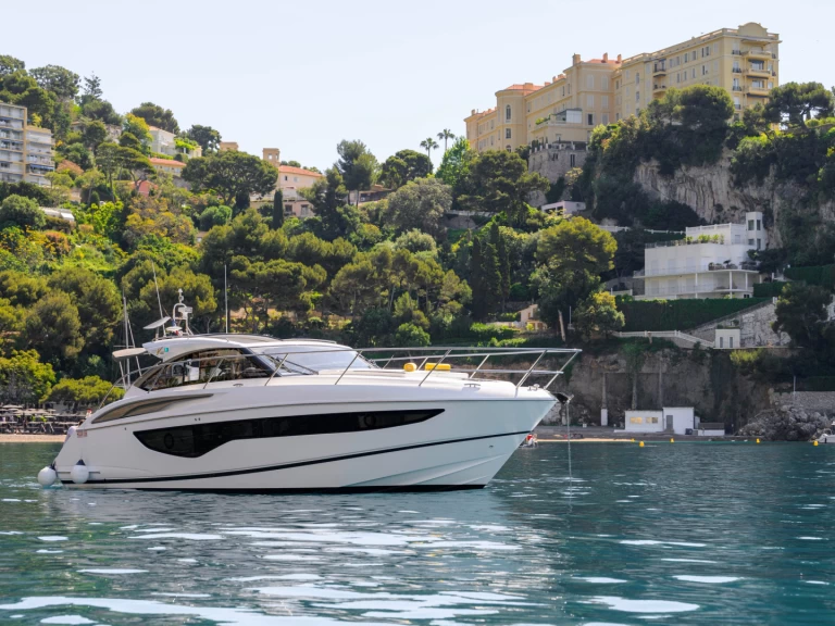 Pronájem lodi Princess Princess V40 v Monaco-Ville na Samboatu
