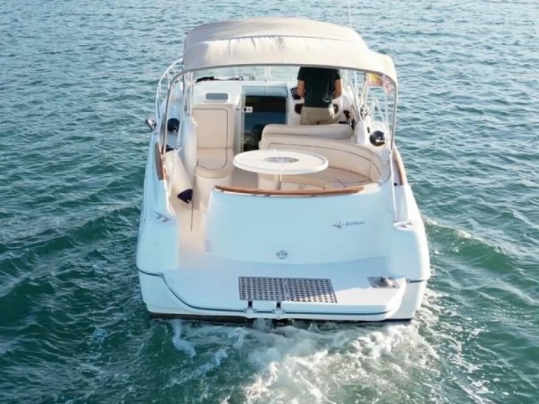 Pronájem jachty v Mandelieu-la-Napoule -Jeanneau Leader 805 na Samboatu