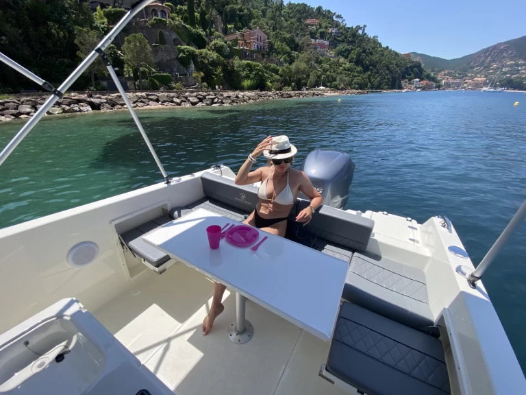 Pronájem lodi Mandelieu-la-Napoule lákavé ceny Pacific craft 750 sun cruiser