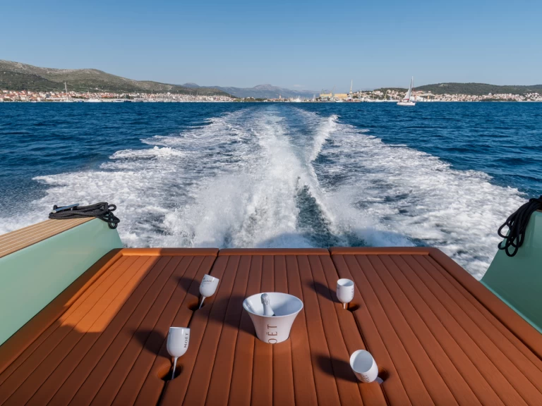 Pronajmout si  Felix 37 v Split