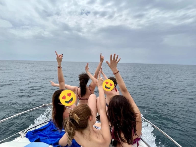 Motorová loď k pronájmu v Santa Marinella za nejlepší cenu