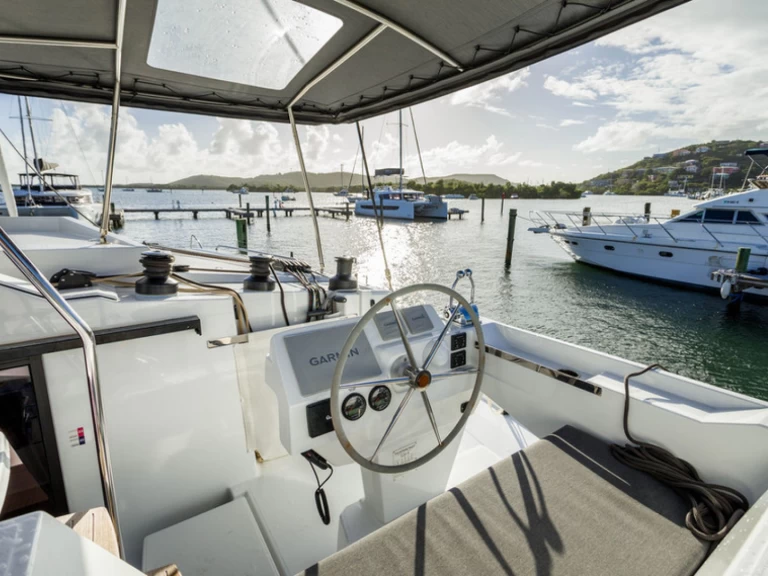Fountaine Pajot Elba 45 jednotlivci a charterové společnosti v Tortola