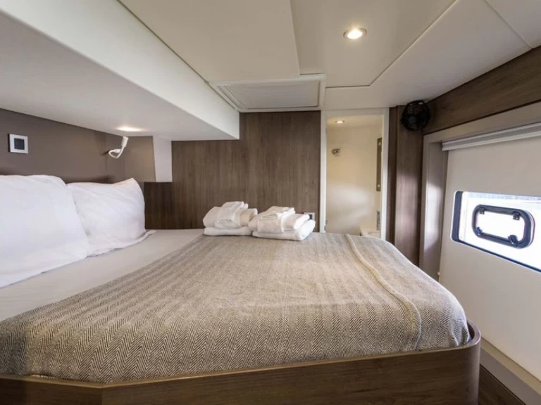 Pronájem Katamarán Bali s licencí