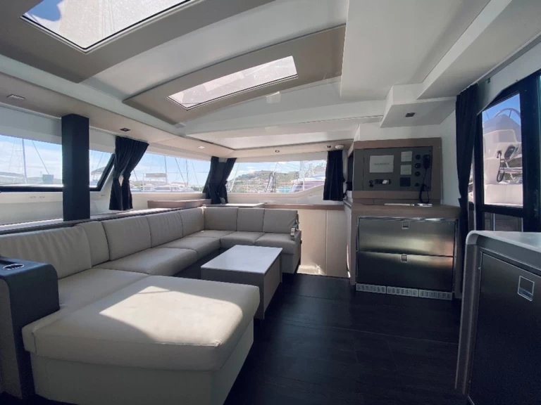Pronajmout Katamarán se skipperem či ne Fountaine Pajot v Tortola