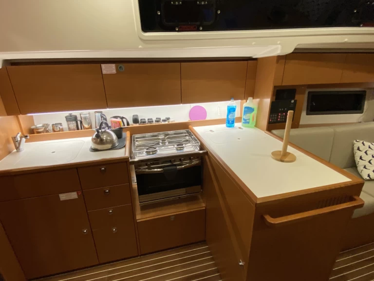 Pronájem lodi Bavaria Bavaria C38 v Fethiye na Samboatu