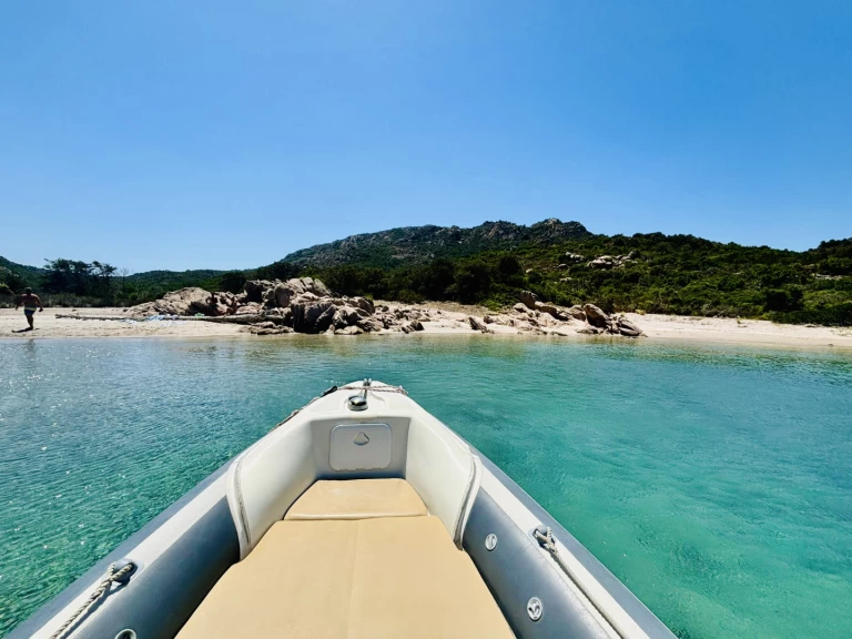 Pronajmout si Salpa Salpa Soleil 30 v Porto-Vecchio