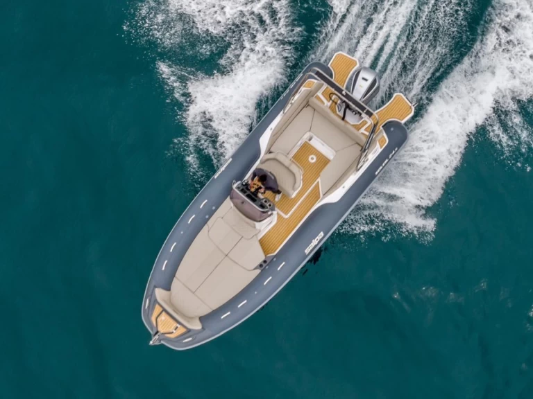 Pronájem lodi Tkon lákavé ceny Salpa Soleil 24.5