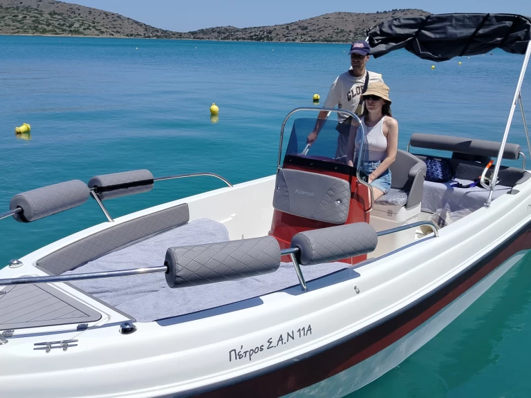 Pronajmout si Karel Ithaca v Schísma Eloúndas