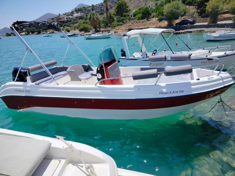 Pronájem lodi Schísma Eloúndas lákavé ceny Ithaca