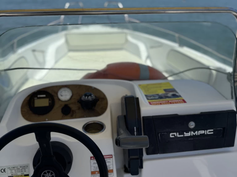 Pronájem jachty v Zakynthos  -Olympic 520 na Samboatu