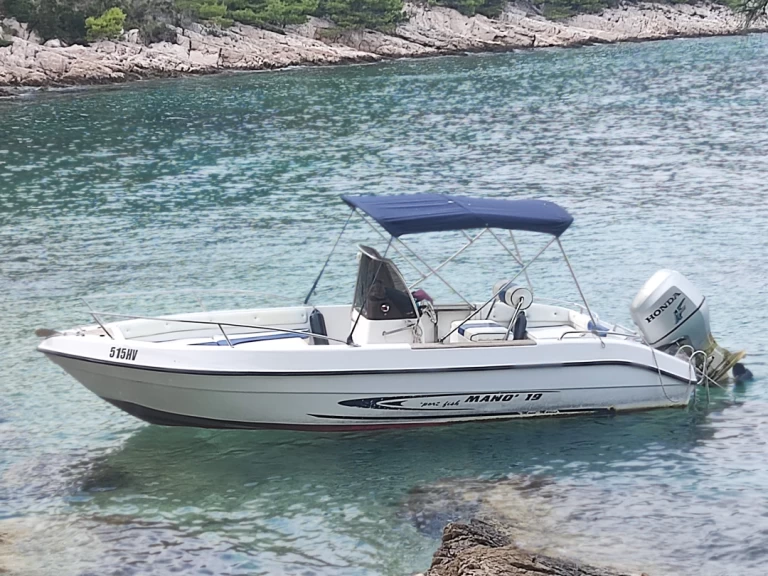 Pronájem lodi Mano Marine Mano Marine 19 Sport Fish v Hvar  na Samboatu