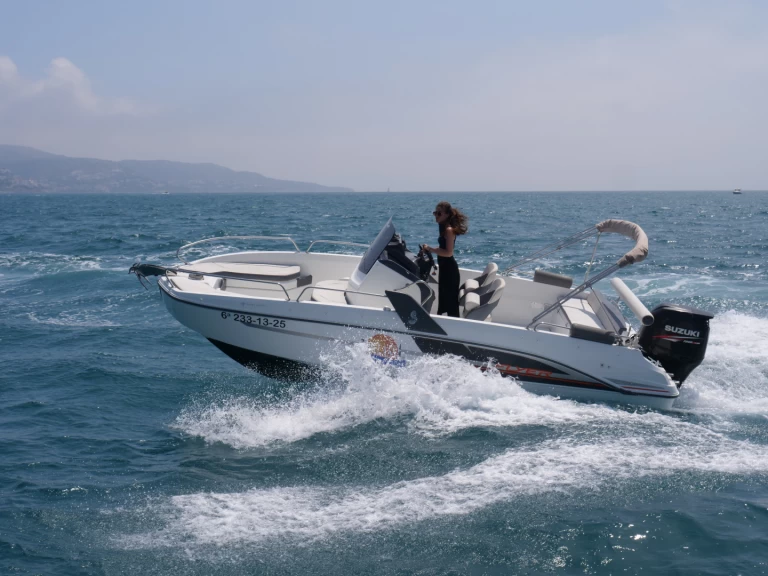 Pronájem jachty v Empuriabrava -Bénéteau Flyer 6.6 SPACEdeck na Samboatu