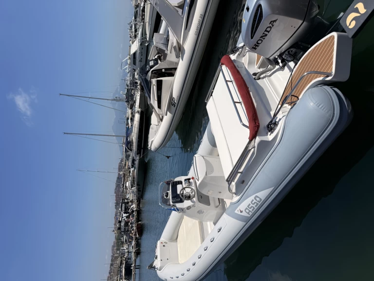 Pronájem lodi Asso Myth v Porto di Mergellina na Samboatu