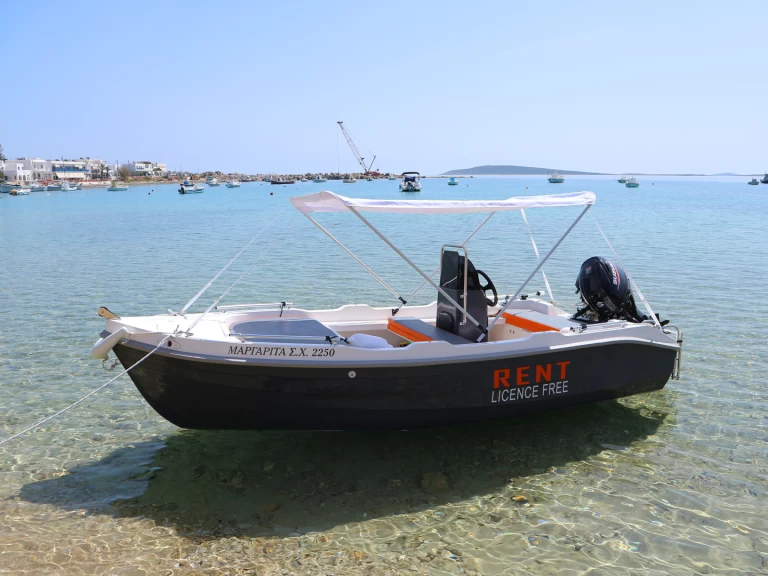 Pronájem lodi Assos 450 v Antiparos na Samboatu