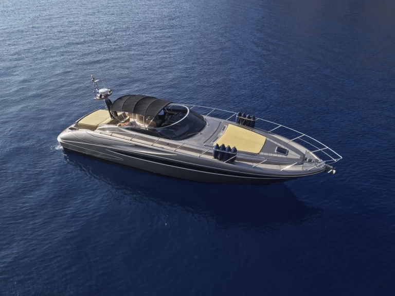 Pronájem jachty v Limáni Lavríou -Riva RIVALE 52 na Samboatu