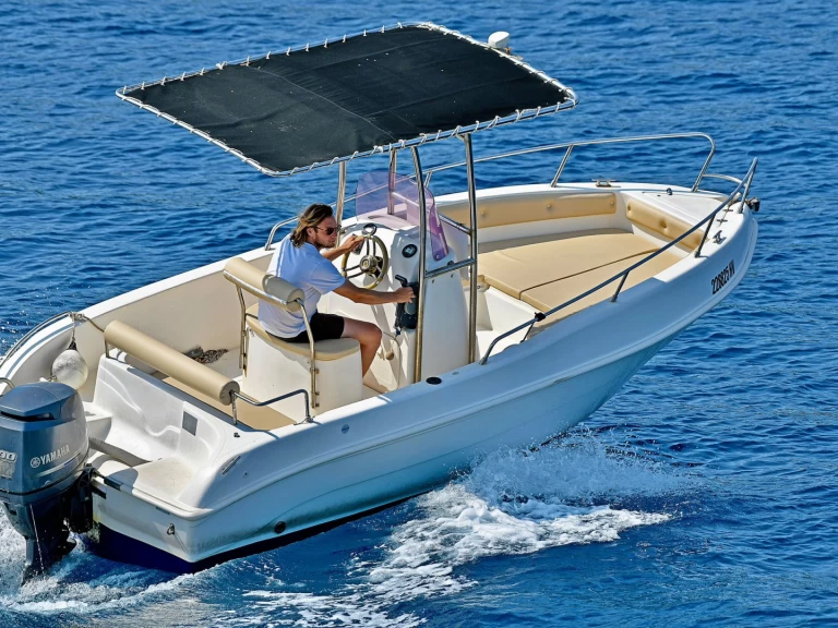 Pronájem jachty v Hvar  -Bellingardo OPEN 550 na Samboatu