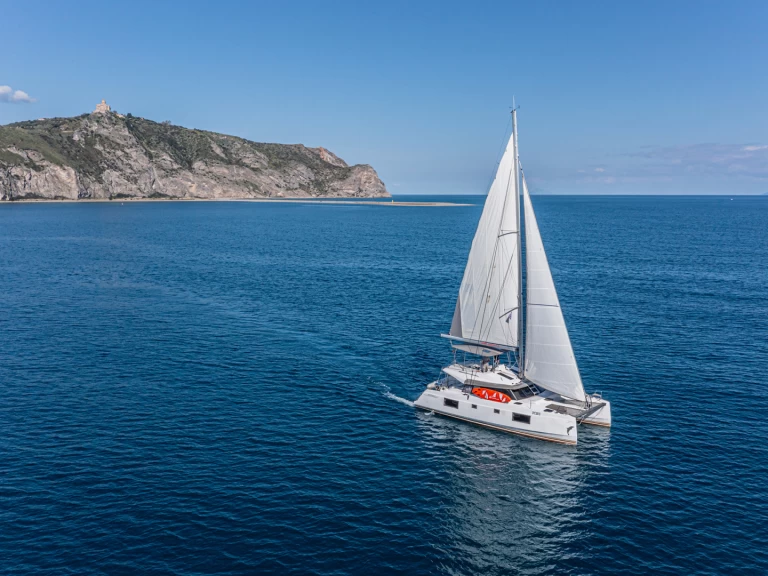 Pronájem jachty v Furnari -Nautitech Nautitech 46 Fly na Samboatu