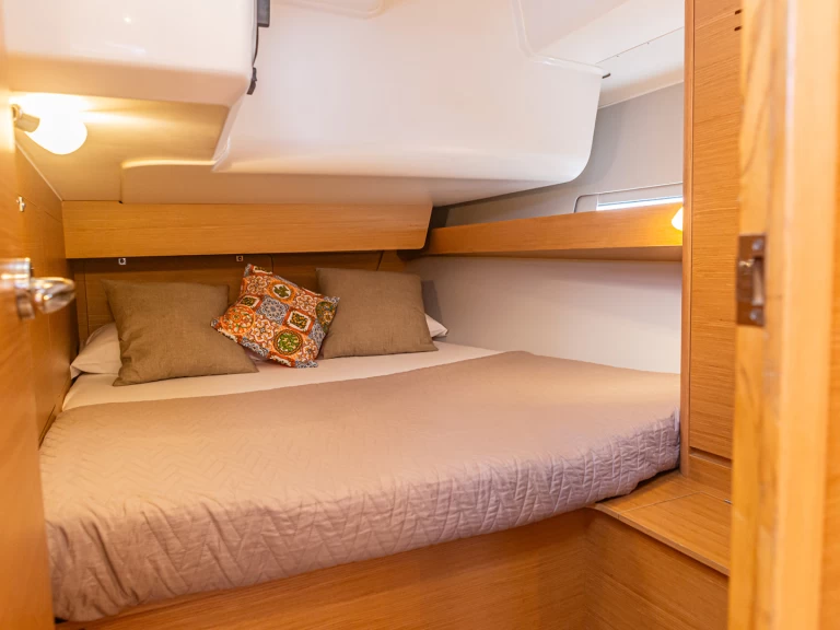 Plachetnice k pronájmu v Palermo za nejlepší cenu