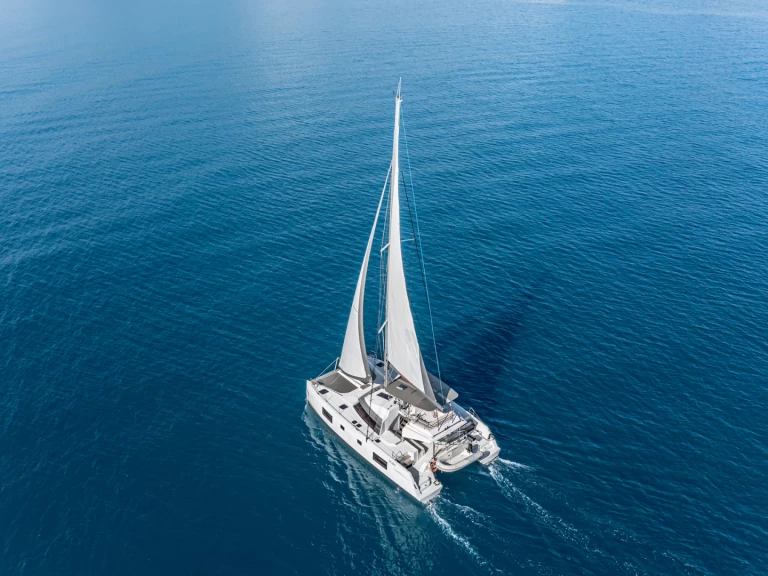 Katamarán k pronájmu v Furnari za nejlepší cenu