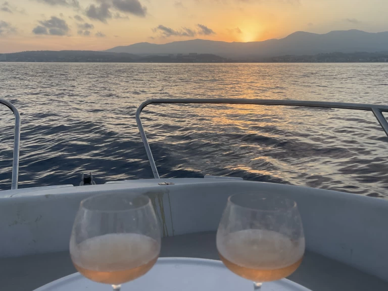 Pronájem lodi Bénéteau Flyer 650 Open v Saint-Laurent-du-Var na Samboatu