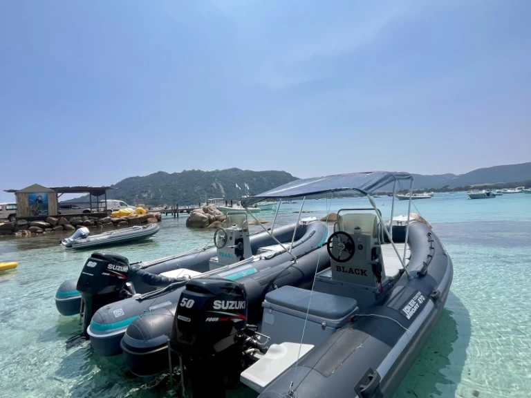 Pronajmout si Joker Boat Coaster 470 v Santa Giulia