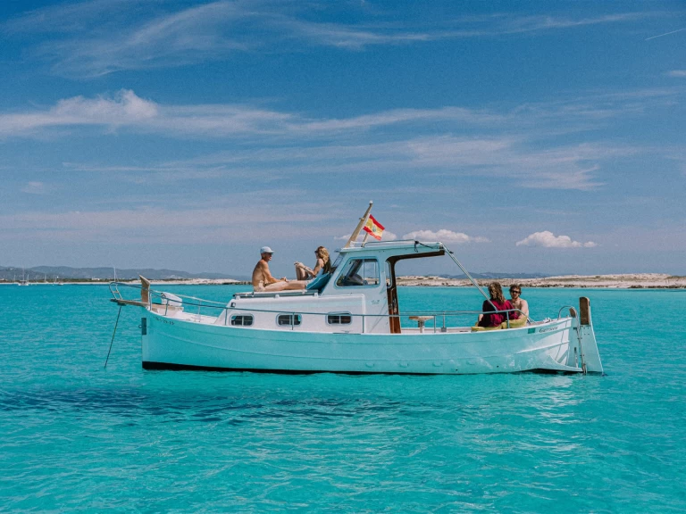 Pronájem lodi Marina Ibiza lákavé ceny LLaut 36