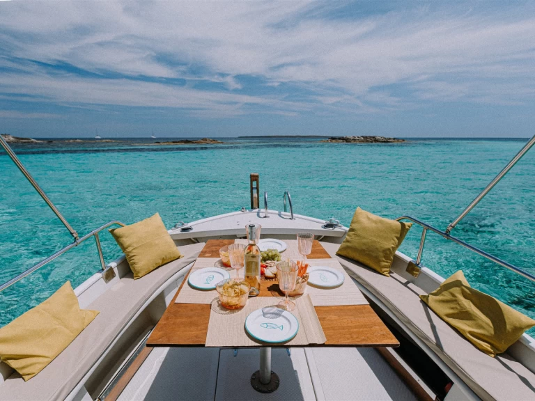 Pronajmout Motorová loď se skipperem či ne Copino v Marina Ibiza