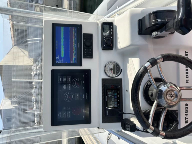 Pronájem lodi Caribe Caribe UB24 v Marseille na Samboatu