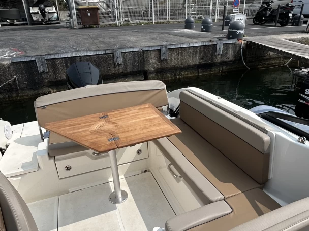 Pronajmout Motorová loď se skipperem či ne Quicksilver v Marseille