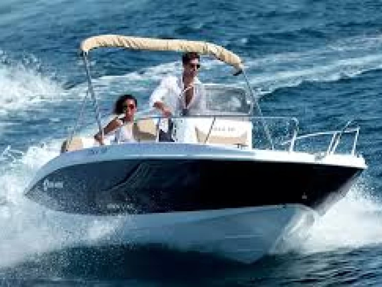 Motorová loď k pronájmu v Portocolom za nejlepší cenu