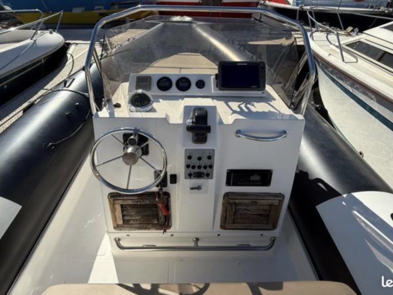 Pronájem lodi Arcachon lákavé ceny Clubman 26